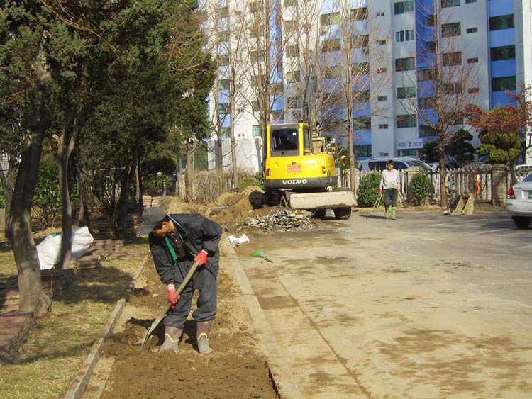 8 되메우며 고루기